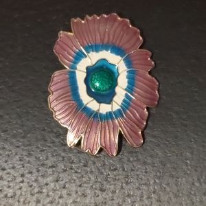 Flower Vintage Gold Pin